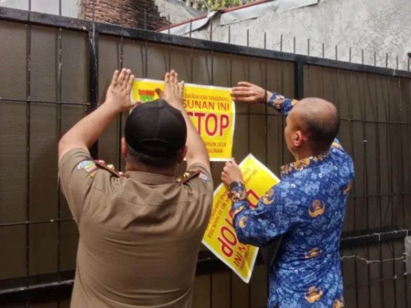 Muslims Reject Christian Prayer House in Indonesia